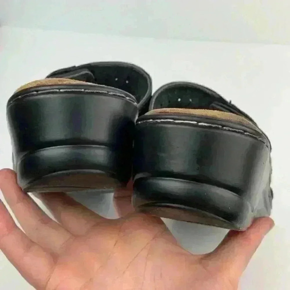 Pierre Dumas sandals size 10 black sticky strap - Picture 7 of 8